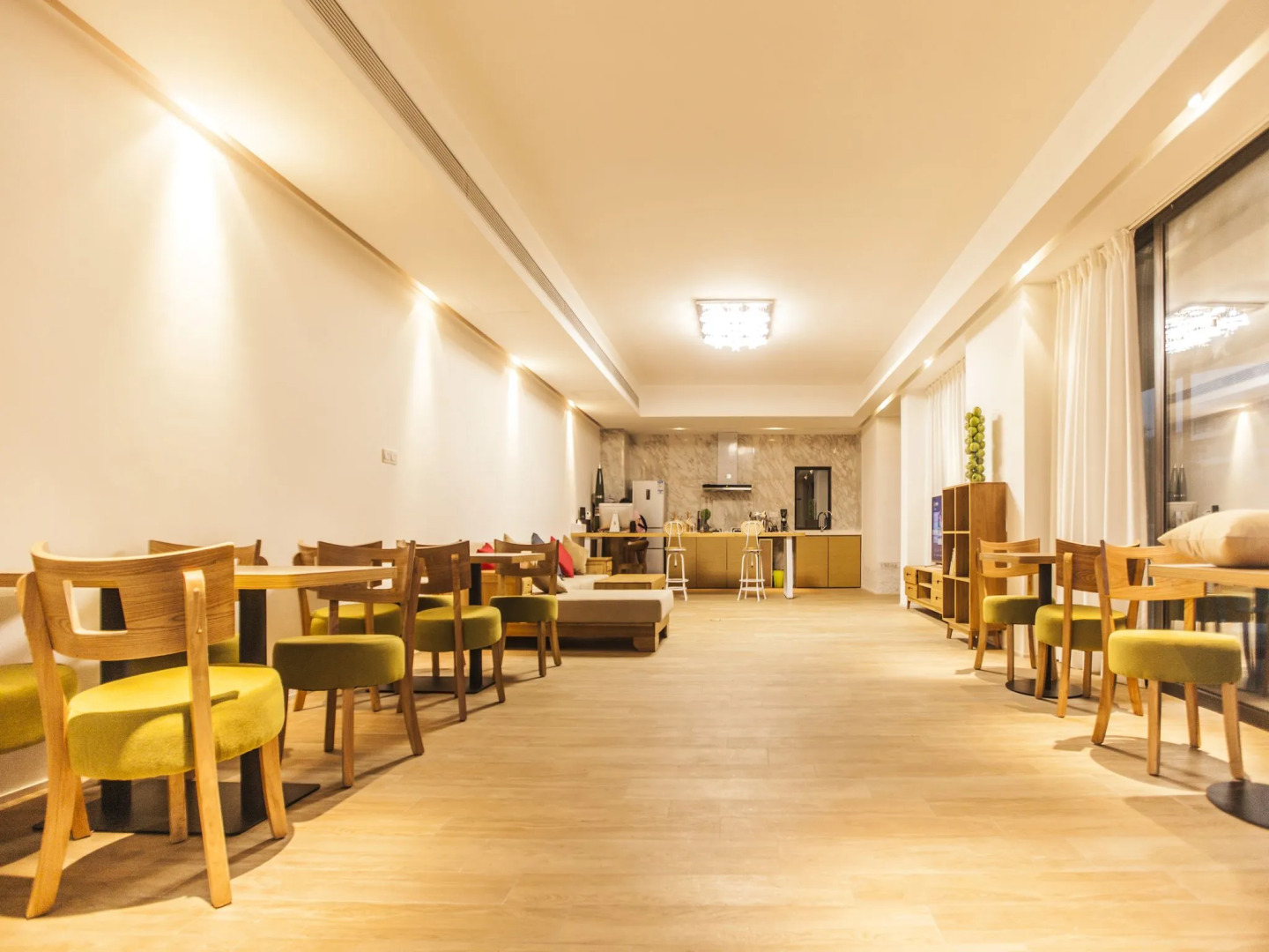 Hua Yang Nian Seaview Hostel