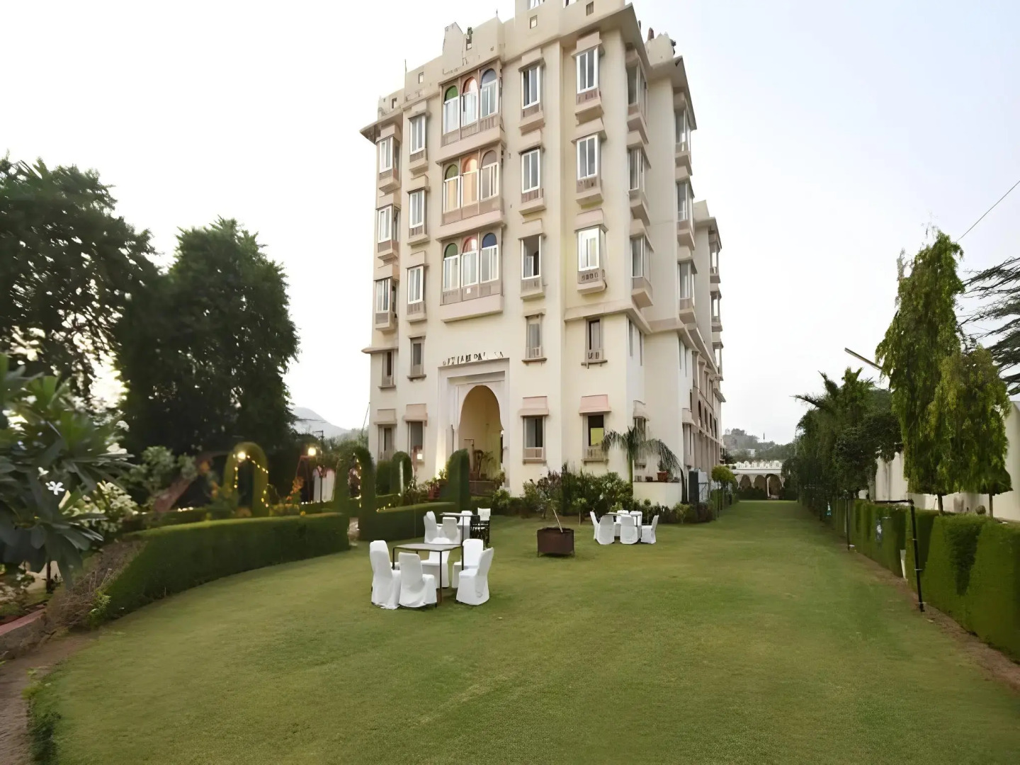 Satyam Palace Resort