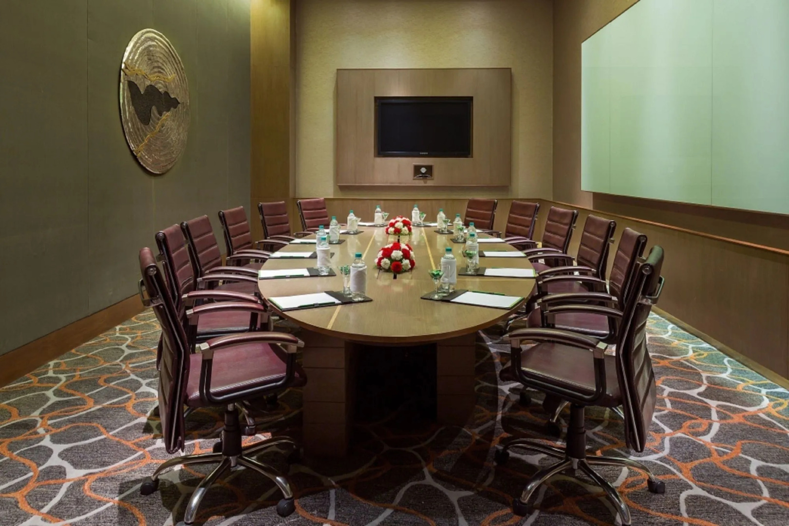 Holiday Inn New Delhi Aerocity by IHG