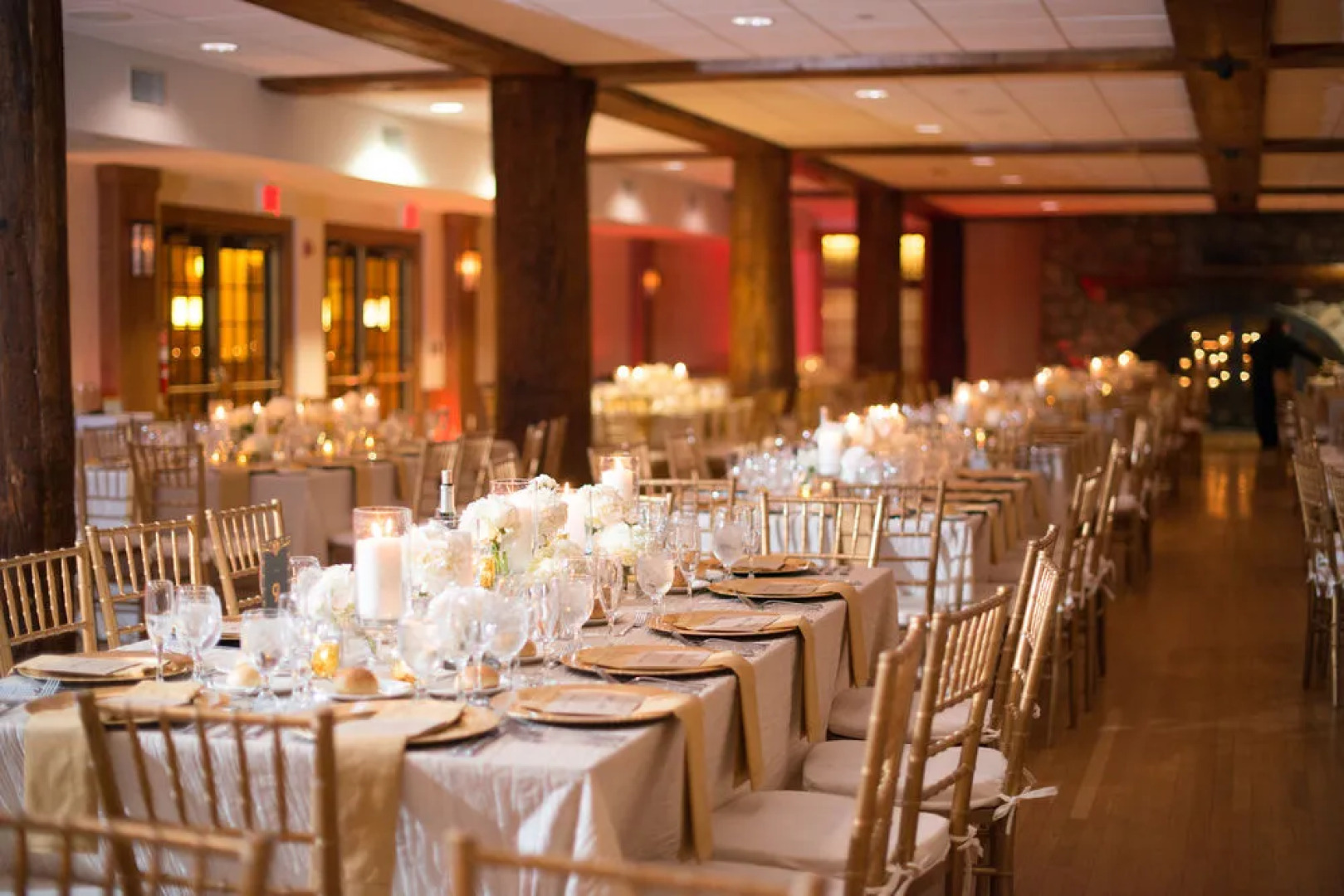 Bear Mountain Inn and Overlook Lodge