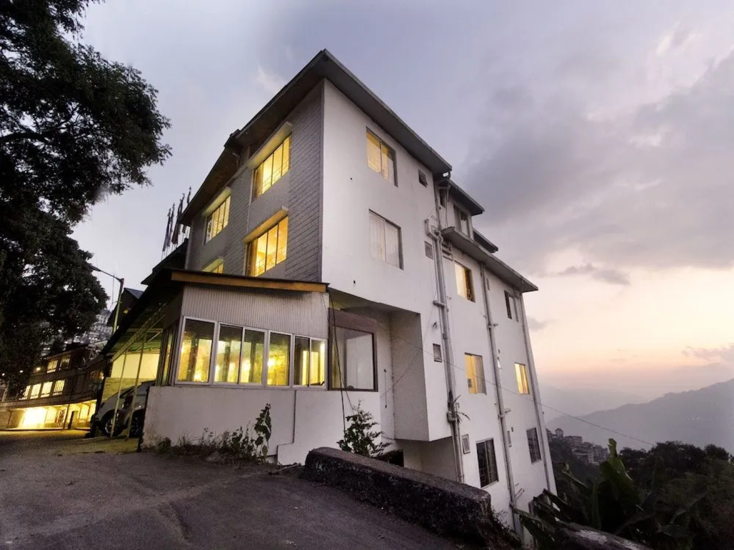 OYO 3619 Samayaa Resort