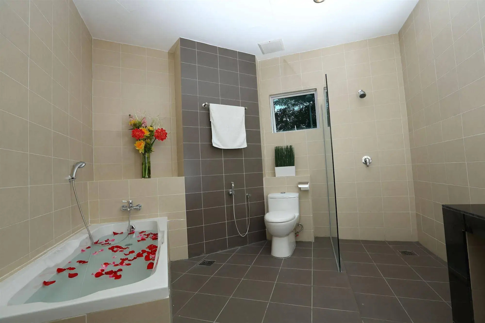 One Garden Hotel
