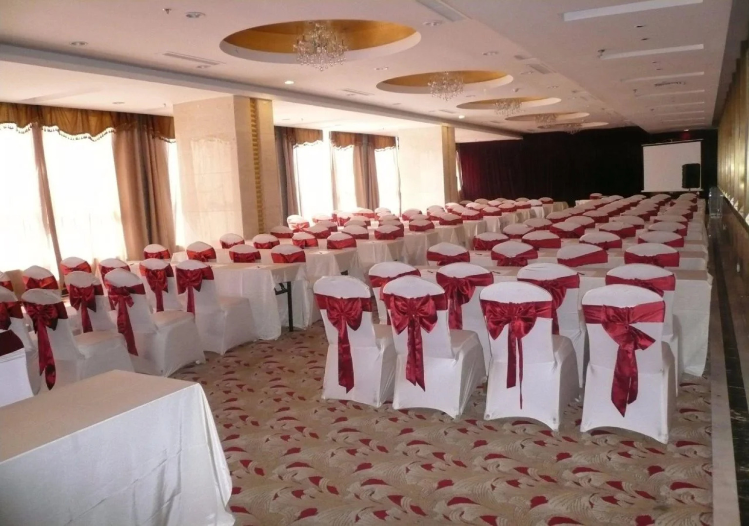 Yun Shui Guo Ji Da Jiu Dian