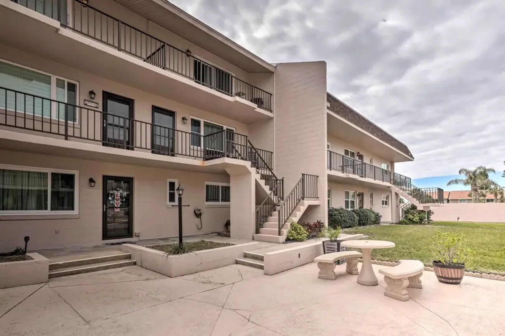Ponce Inlet Condo w/ Beach & Pool Access!