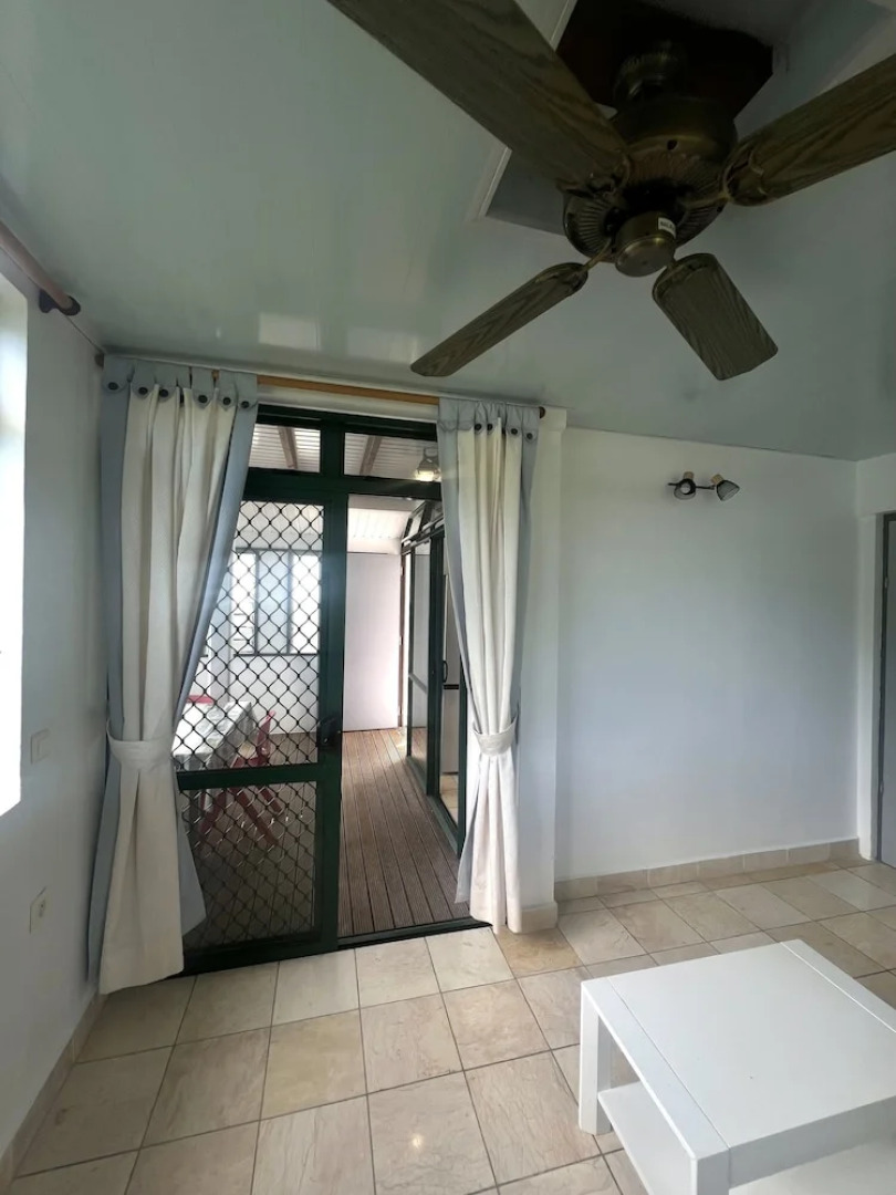 Tiare Faaroa Bay Villa