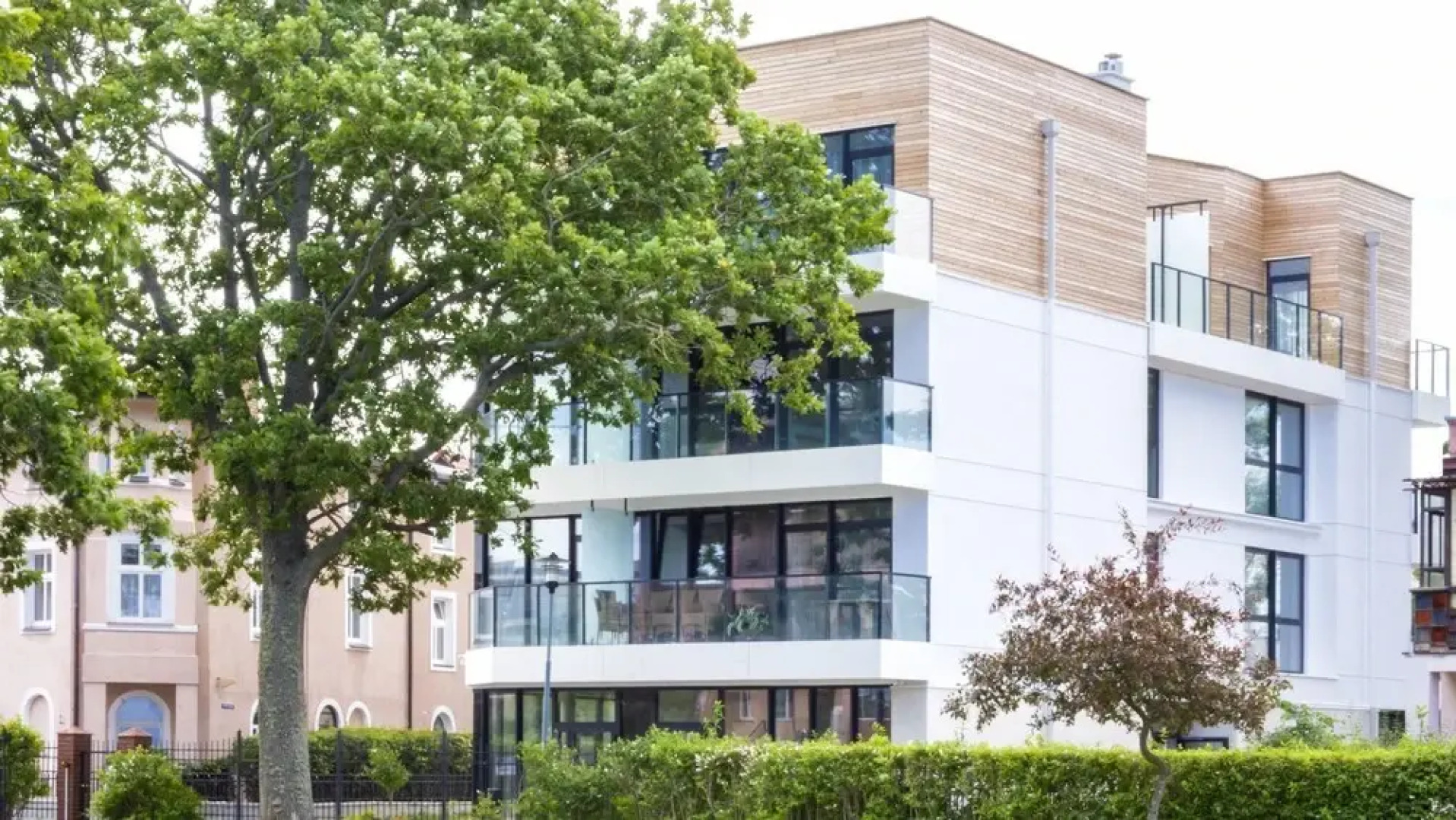 Boulevard Residence by Zdrojowa