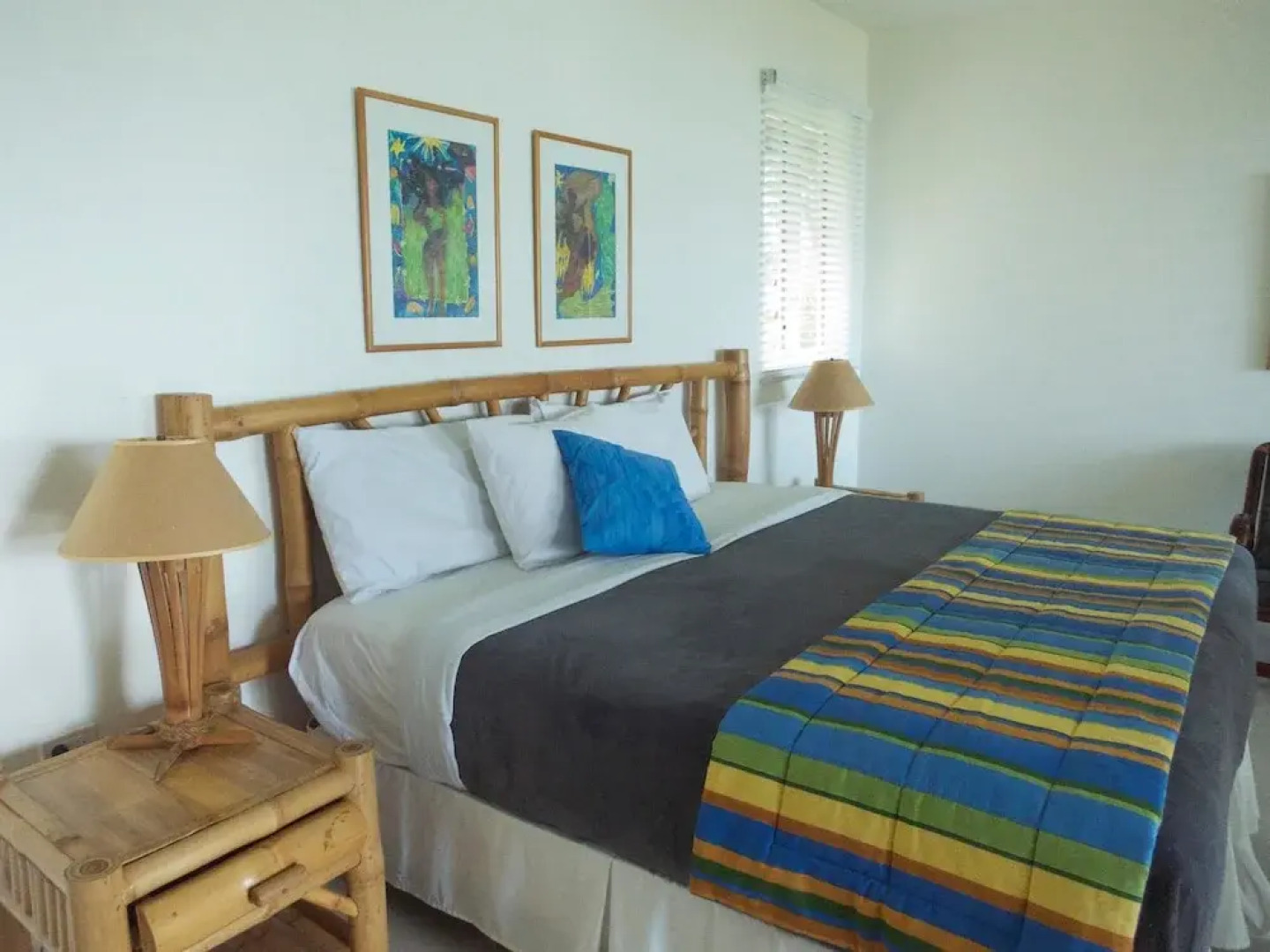 Siesta - Runaway Bay 5BR