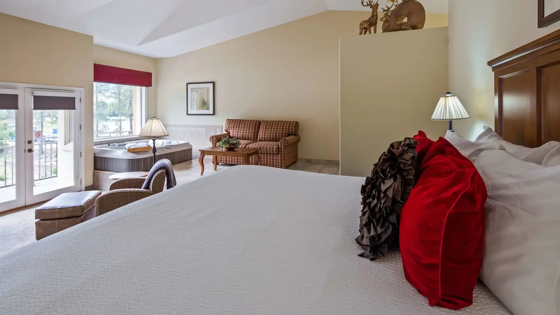 Best Western Lodge At River's Edge