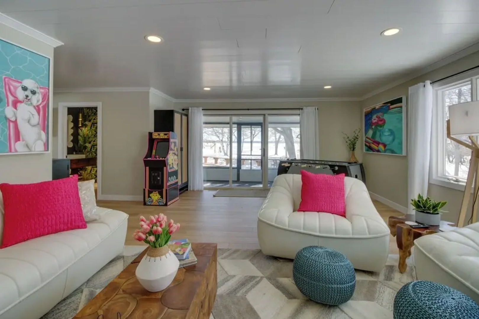 Home Rental on Detroit Lake: Dock, Game Room!