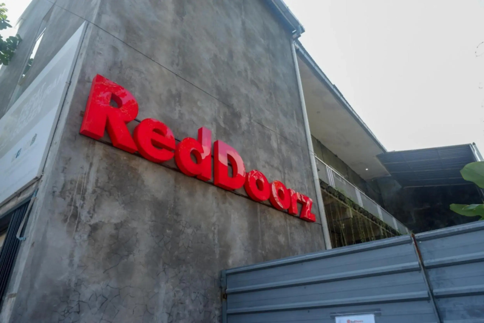 RedDoorz near Jumbo Mall Sragen