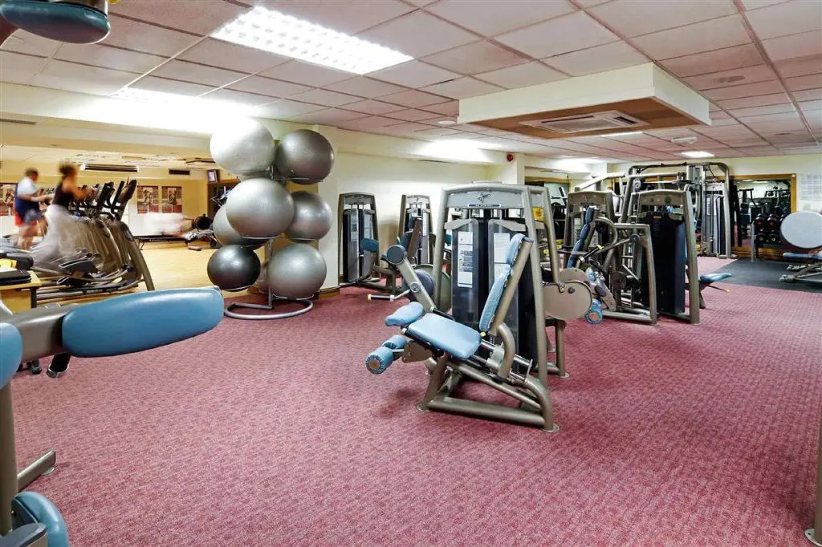 Mercure Swindon South Marston Hotel & Spa