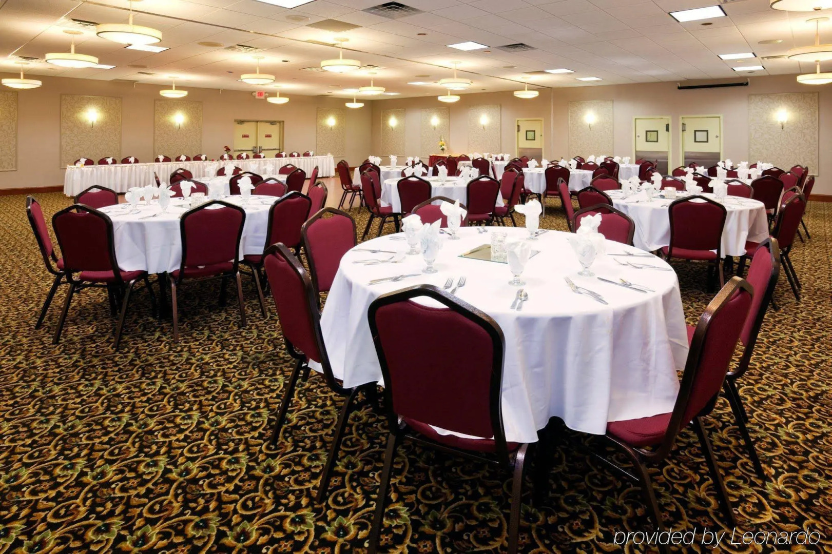 Holiday Inn Detroit Lakes by IHG