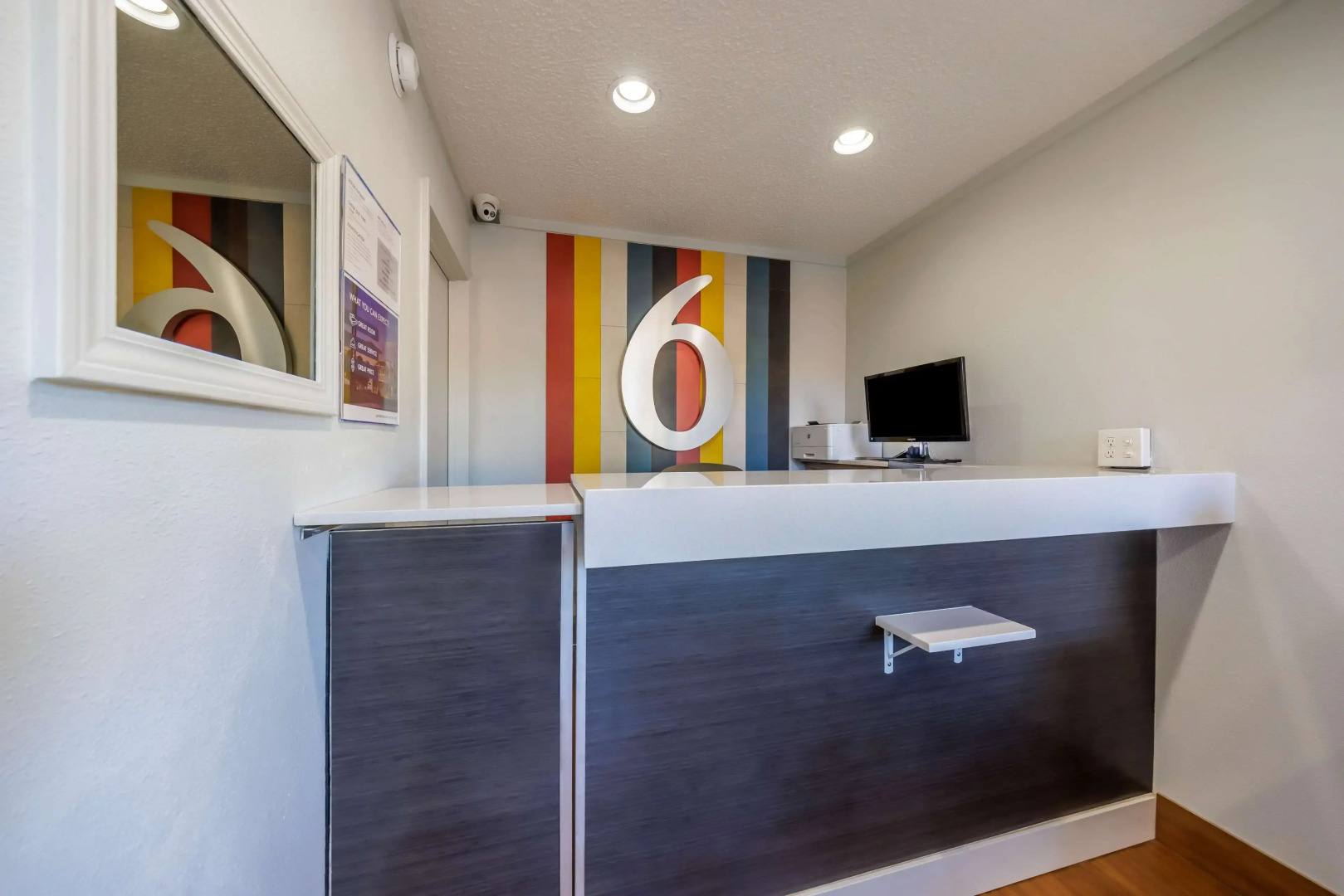 Motel 6 Portland, OR - Southeast