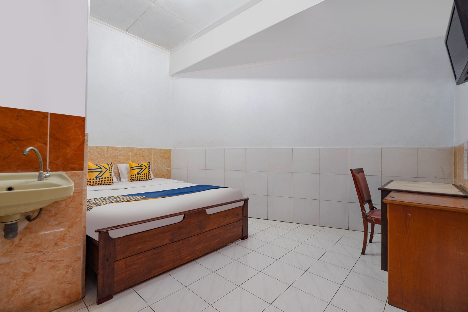 Hotel O Sartika Inn Pati