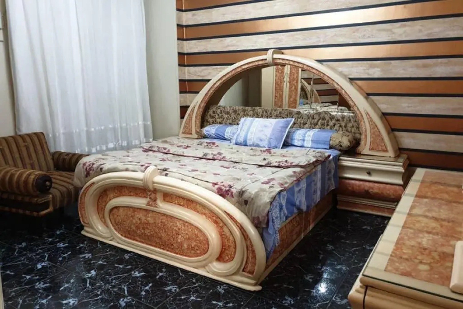 Comfy 3 Bedrooms Apartment in Cairo Z1