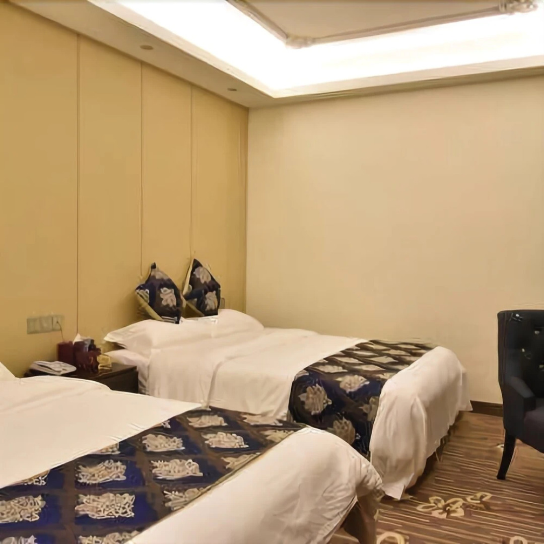 Romantic Coast Theme Hotel (Zhuhai Jiuzhou Port Wharf Haibin Yuchang)