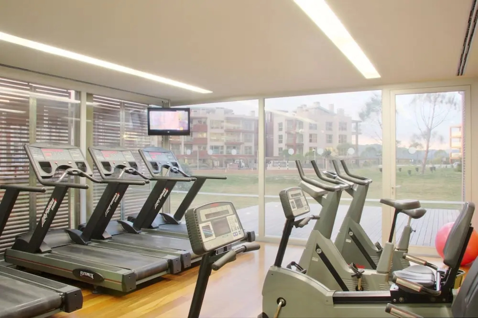 Aqualuz Troia Rio by The Editory