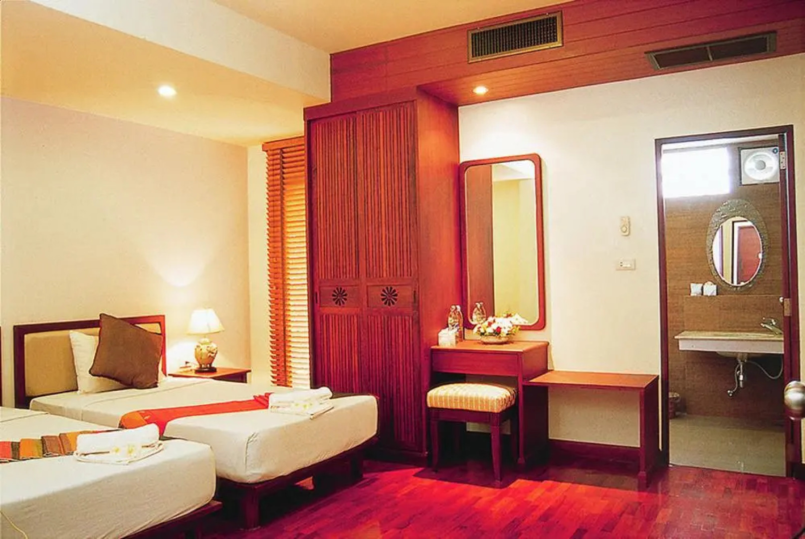 Lomtalay Chalet Resort