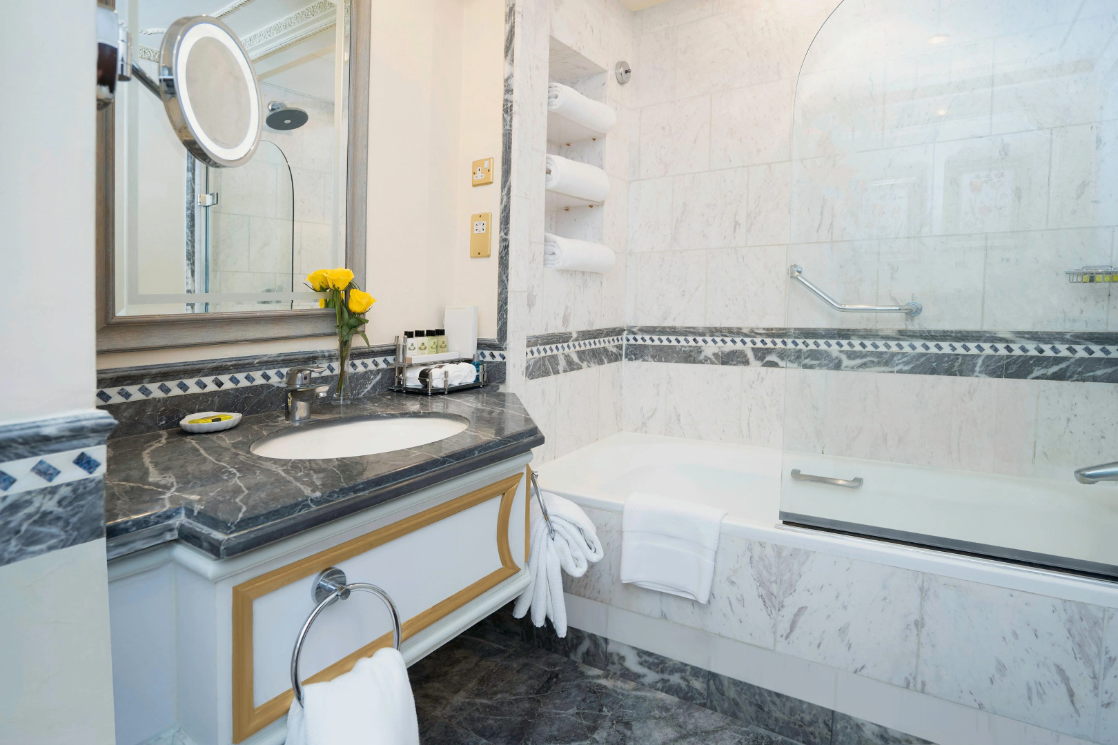 Intercontinental Dar Al Tawhid Makkah by IHG