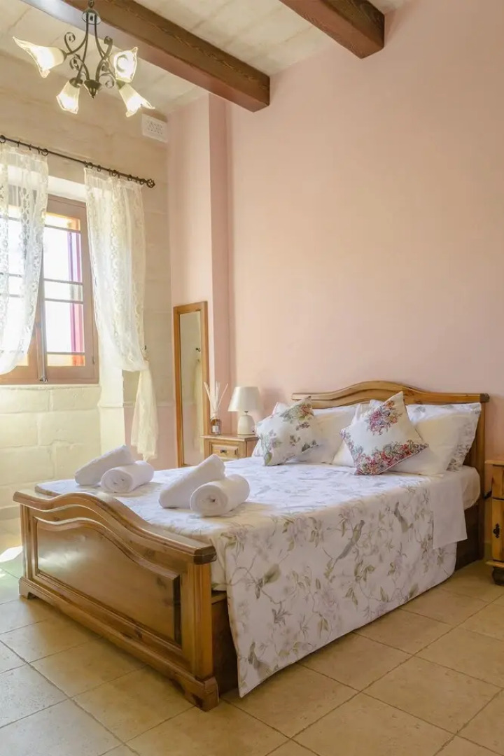 Tieqa Hamra Charming House