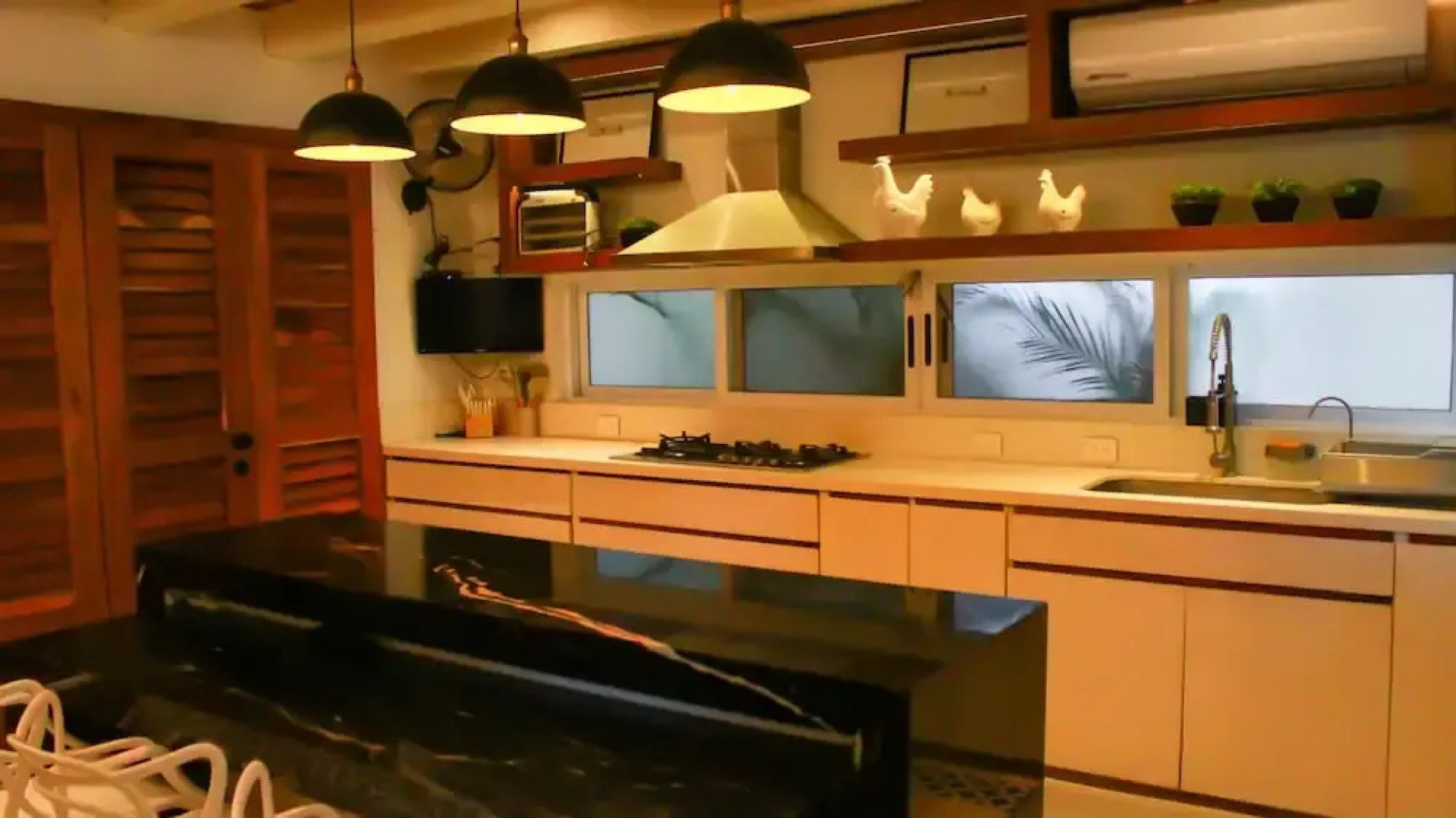 Esciros Luxury Villa