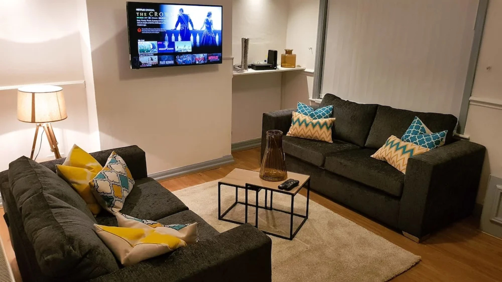 Ideal Home away in Smithalls, Bolton