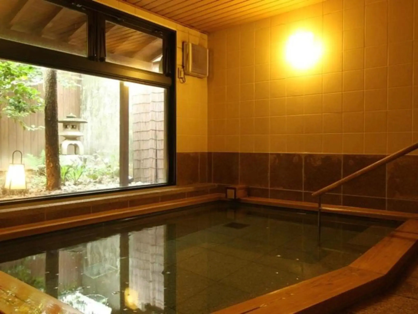 Sarusawaike Yoshidaya