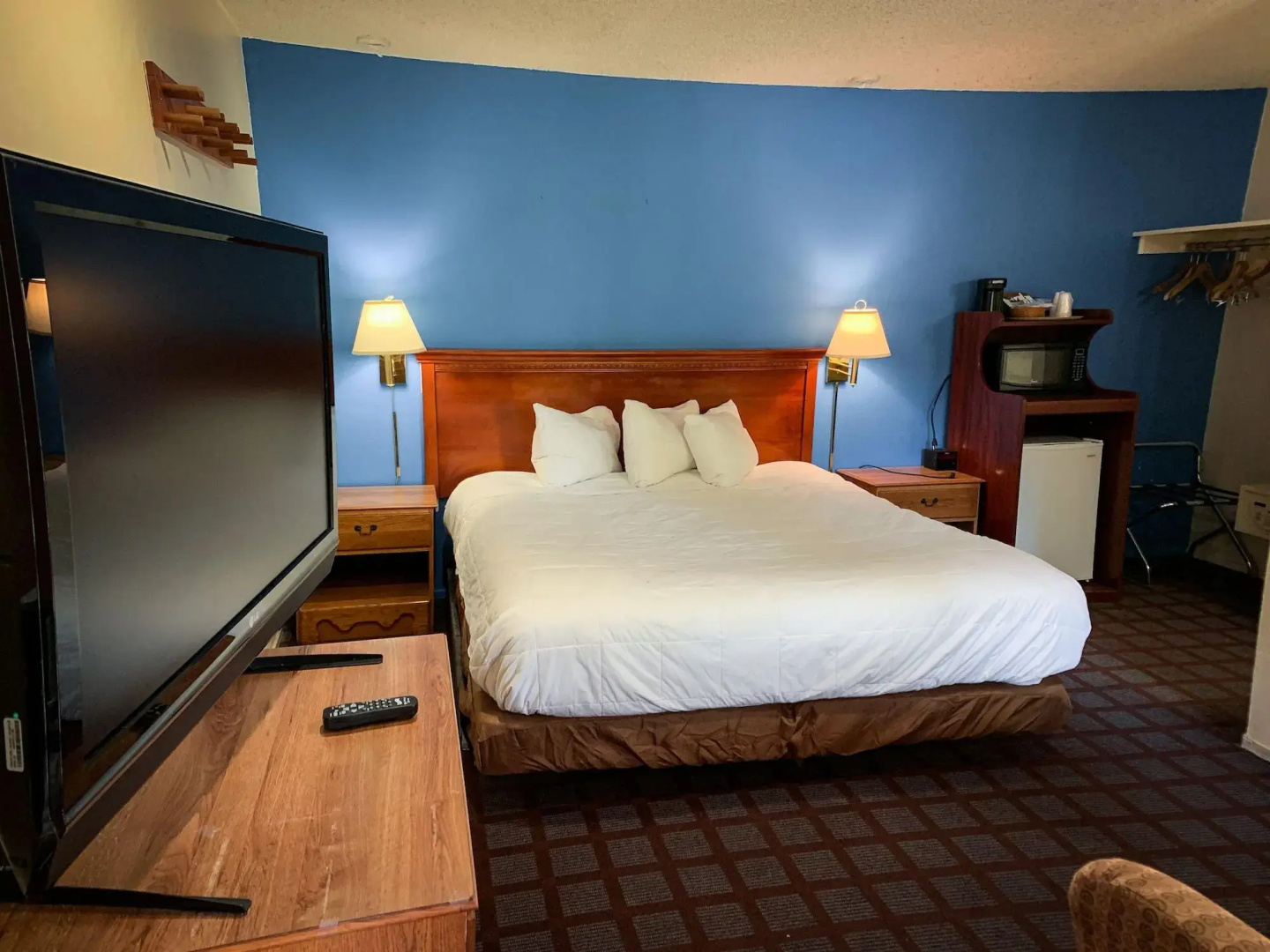 Ventura Grand Inn