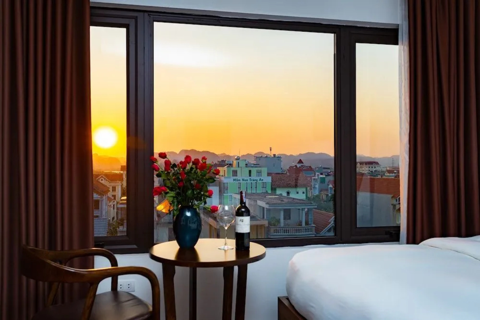 Trang An Flower Hotel