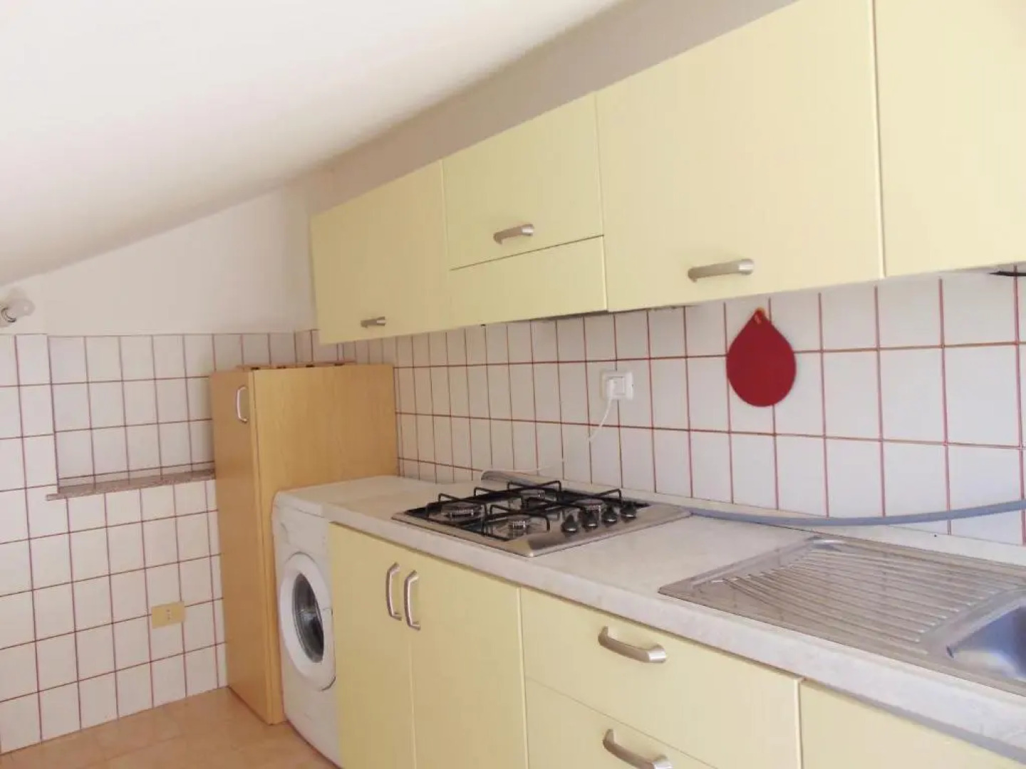 M249 - Marcelli, Comoda Mansarda Fronte Mare