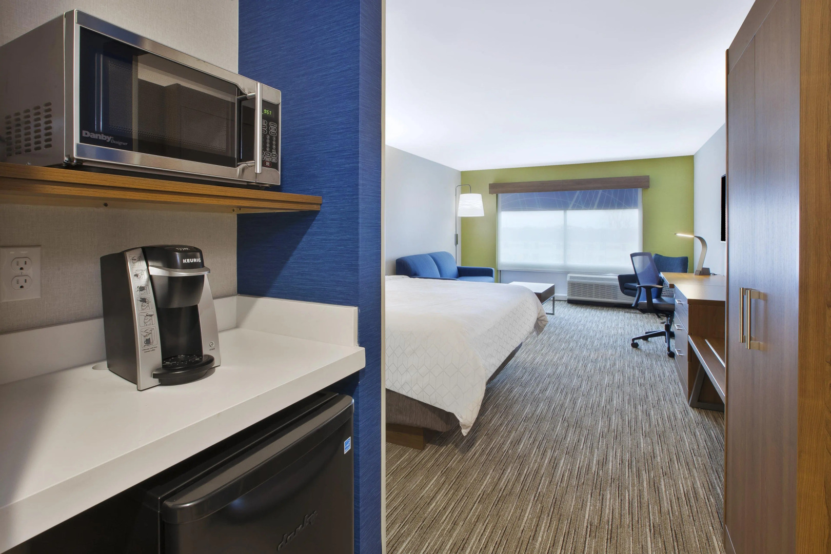 Candlewood Suites Grand Rapids Airport