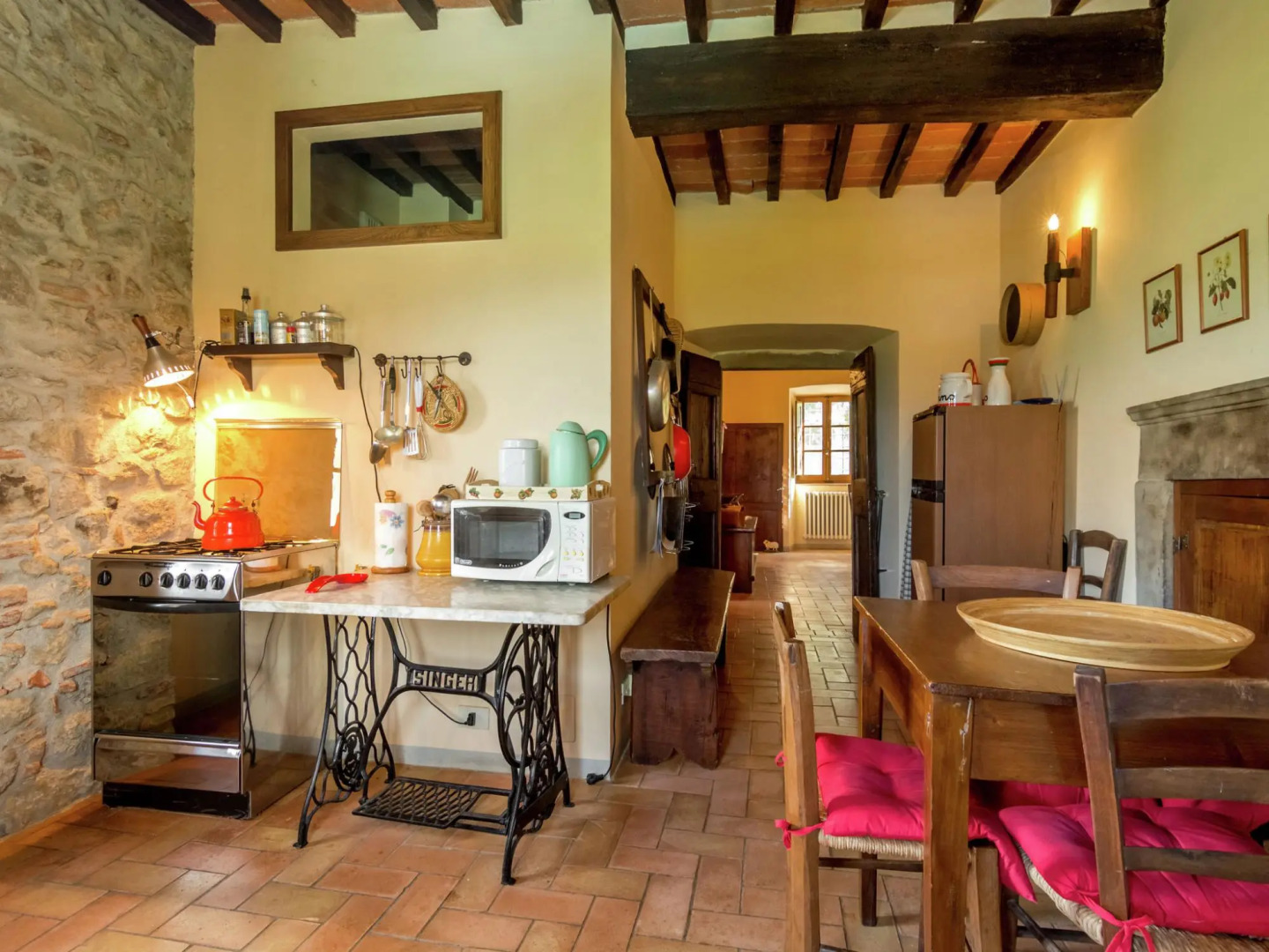 Atmospheric appartment in Arezzo with garden