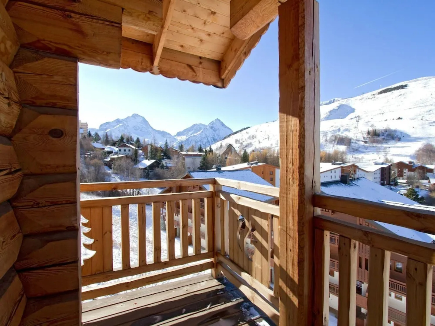 Authentic Chalet With a Fireplace at 500 m From the ski Lift