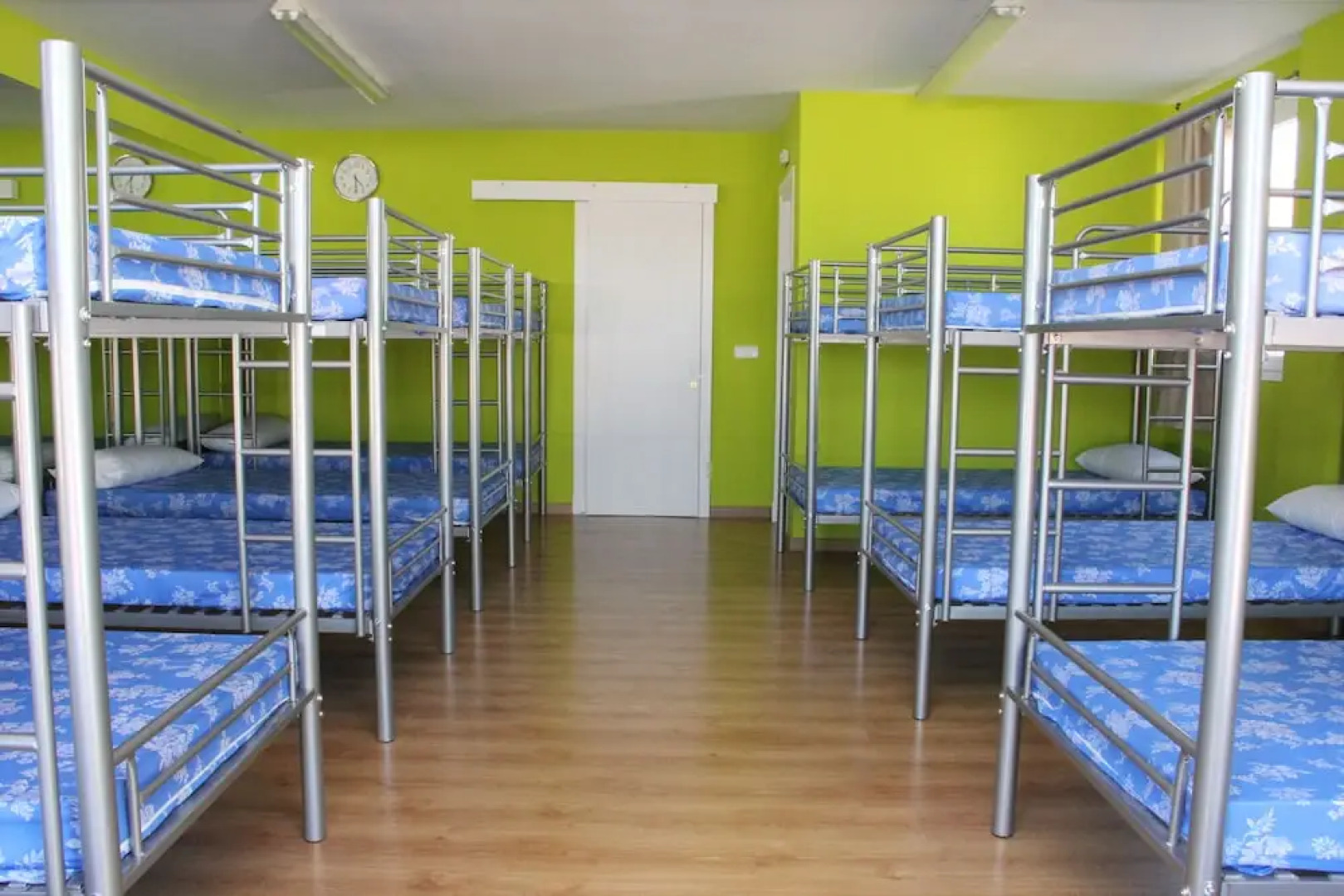 Hostel & Gym Relise - Albergue Juvenil