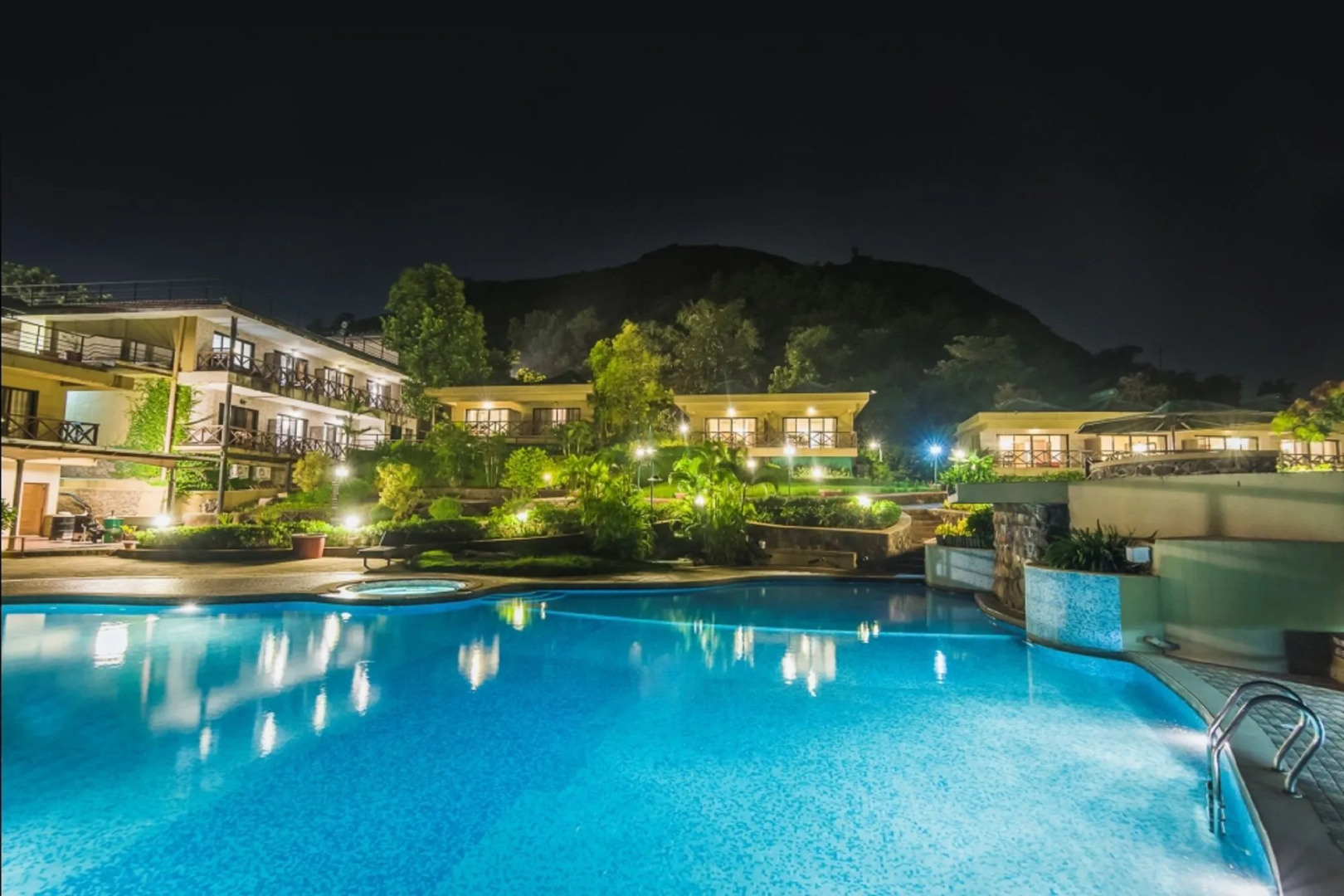 Upper Deck Resort - Stay and Relax at the Highest Peak Lonavala