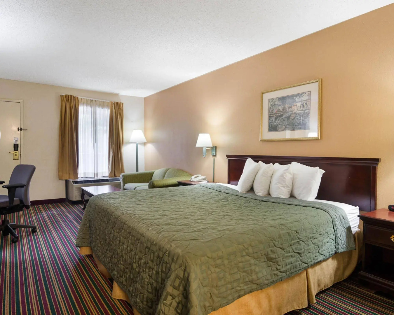 Quality Inn Stone Mountain