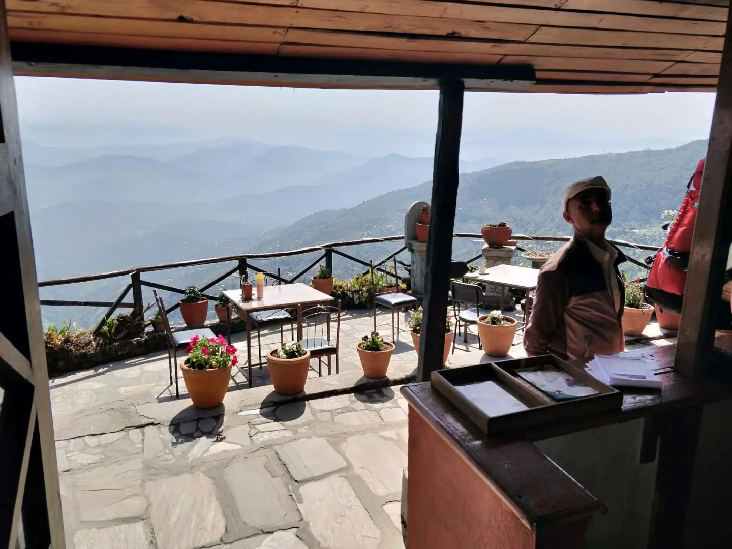 Everest Manla Resort