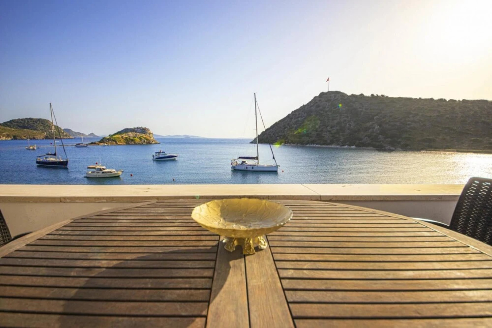 Seaside House With Refreshing View in Gumusluk