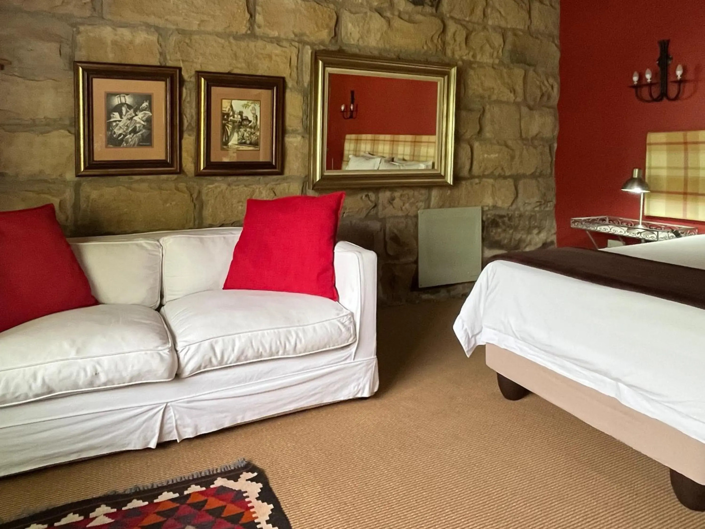 The Clarens Country House