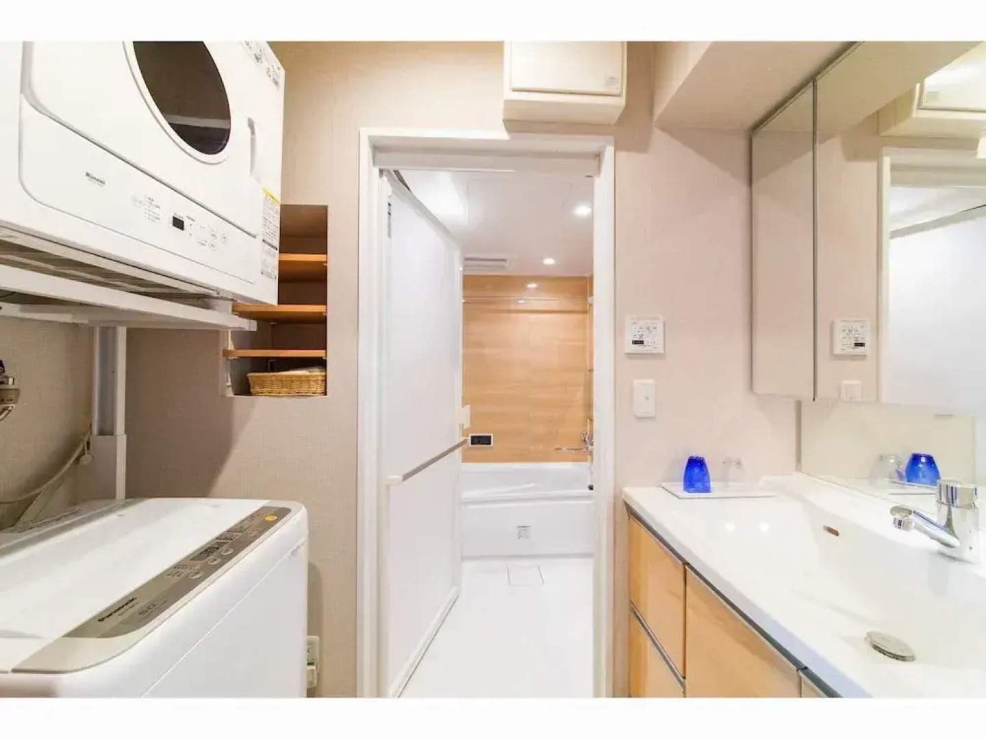 Yenn's Marina Inn Mercy