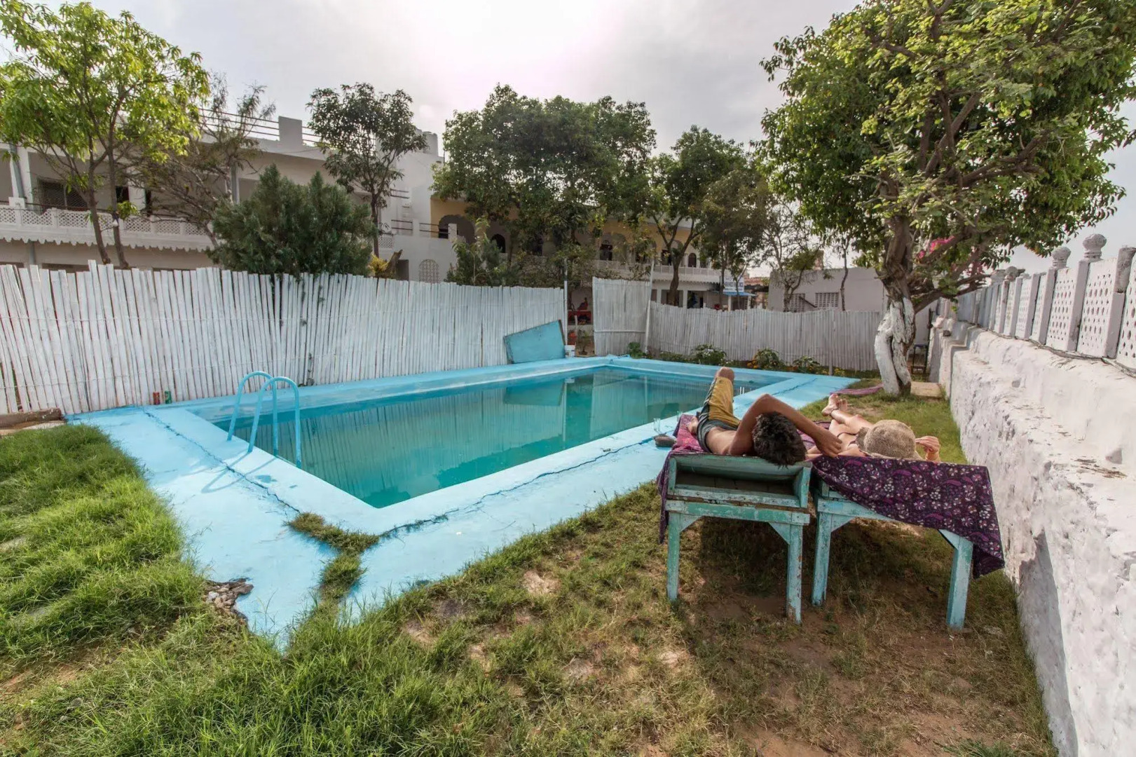 Backpacker Panda - Chand Palace