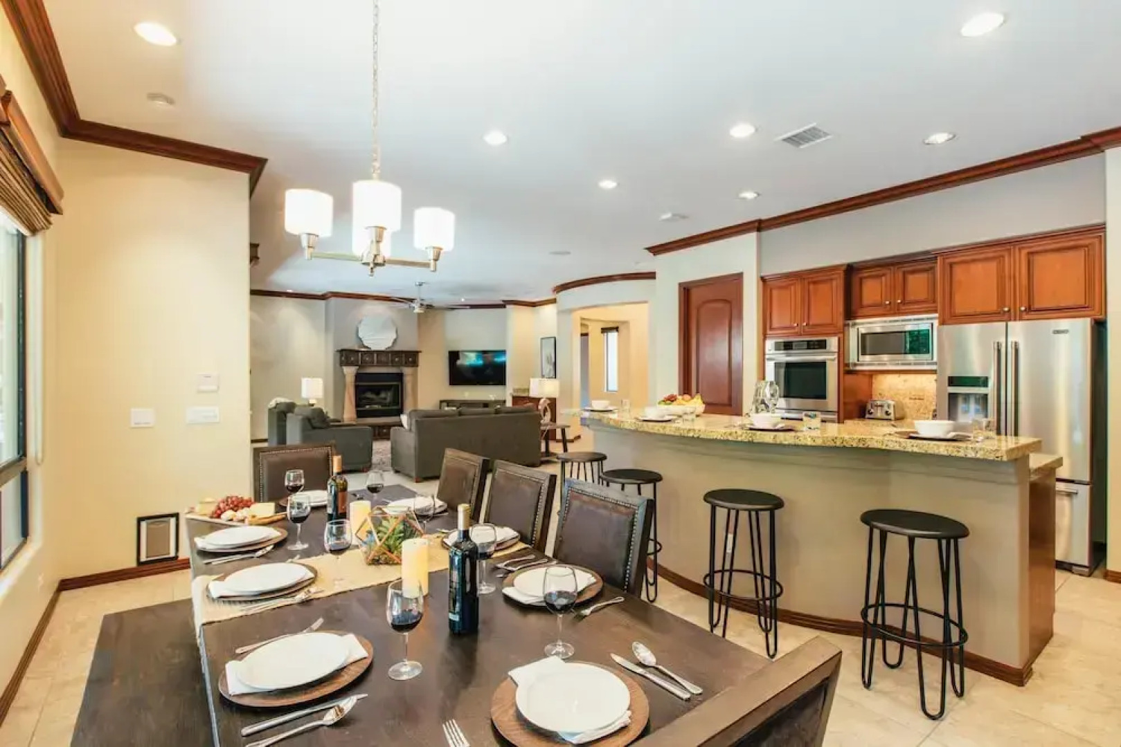 Villa Palma by AvantStay | Villa in Coachella w/ Pool & Spa | Sleeps 15!