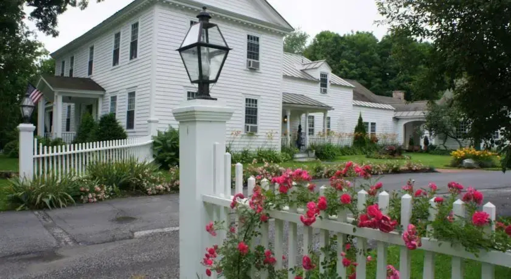 Applewood Manor Bed & Breakfast