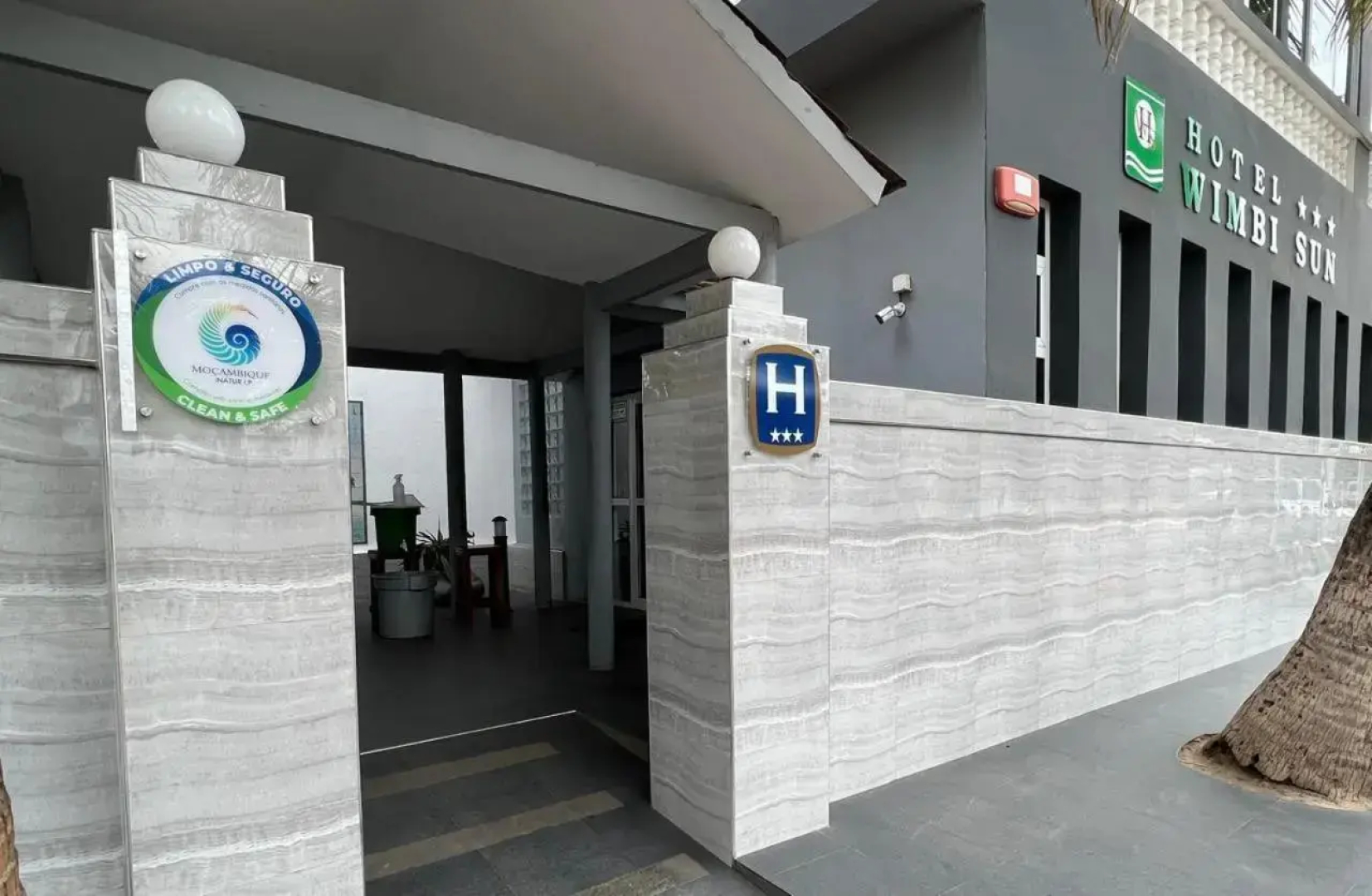 Hotel Wimbi Sun