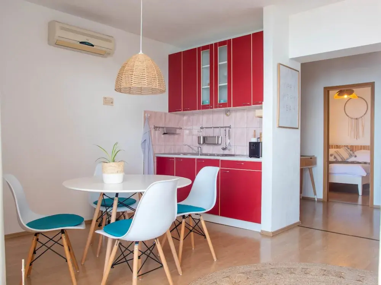 Sunny Apartments