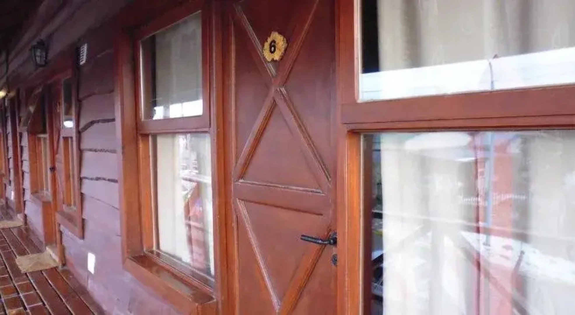 Arwen Mesheken Apart Hotel