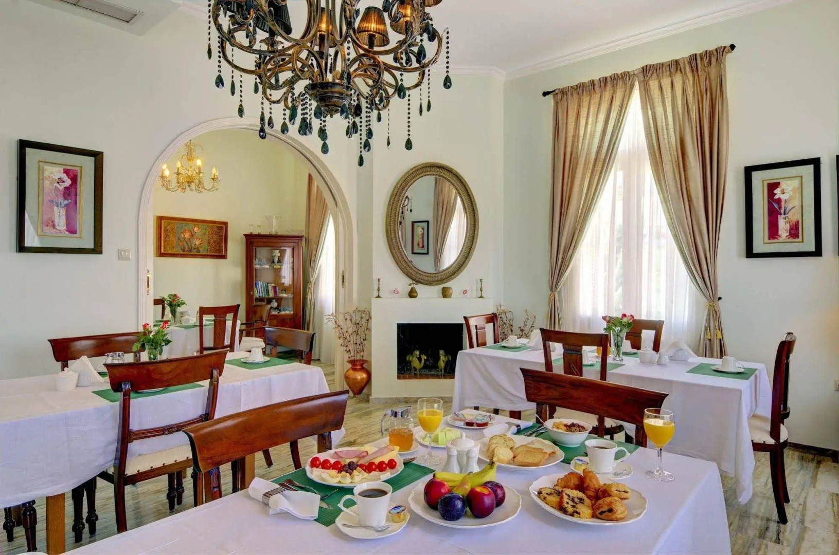 Korina Gallery Hotel