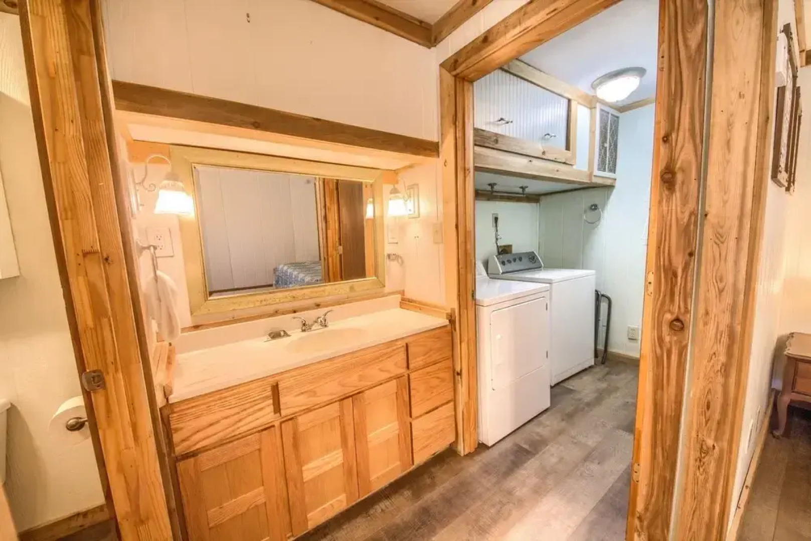 Hondo's River Haus Rr 1300 4 Bedroom Home by RedAwning