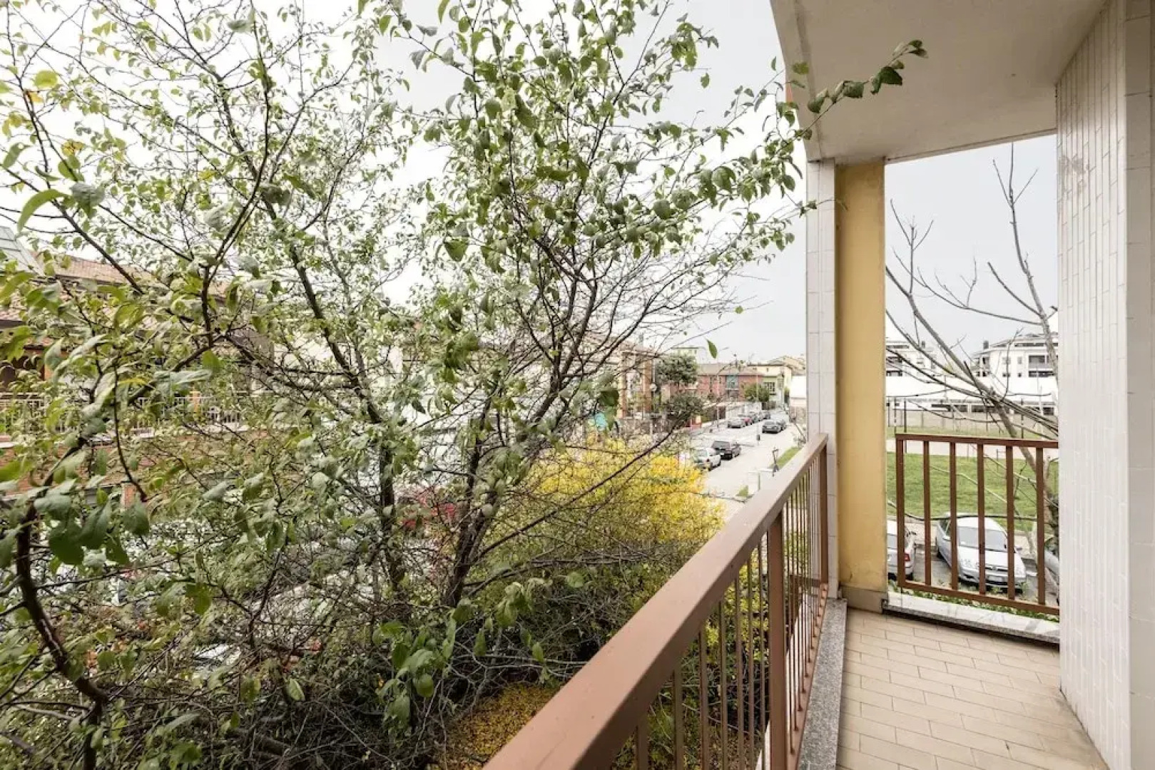 Suitelowcost Humanitas Apartment