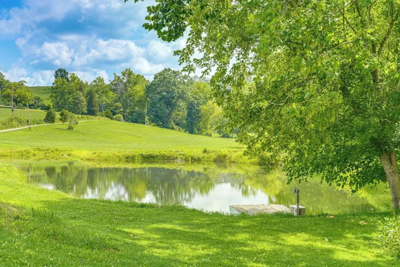 Rogersville Barn Apartment on 27 Acres w/ Pond!